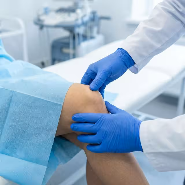 Knee clinical assessment